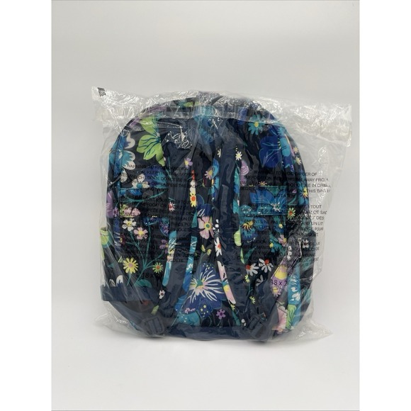 NEW!! Vera Bradley Lighten Up Grand Firefly Garden Floral - Water Resistant - Picture 8 of 8